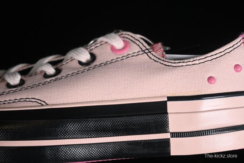 Converse Chuck 70s Low-Top Casual Sneakers with Black-Pink Chain Design - A09542C