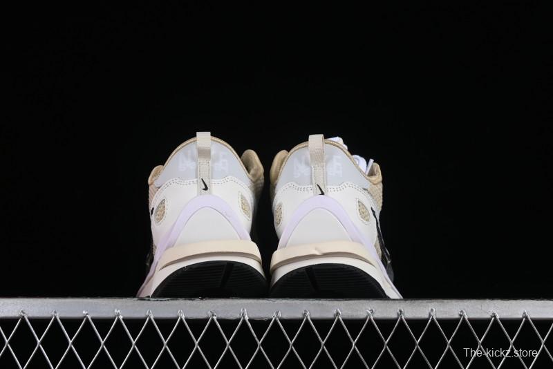 Nike Sacai VaporWaffle 3.0 Fashion-Forward Running Shoes - CV1363-108