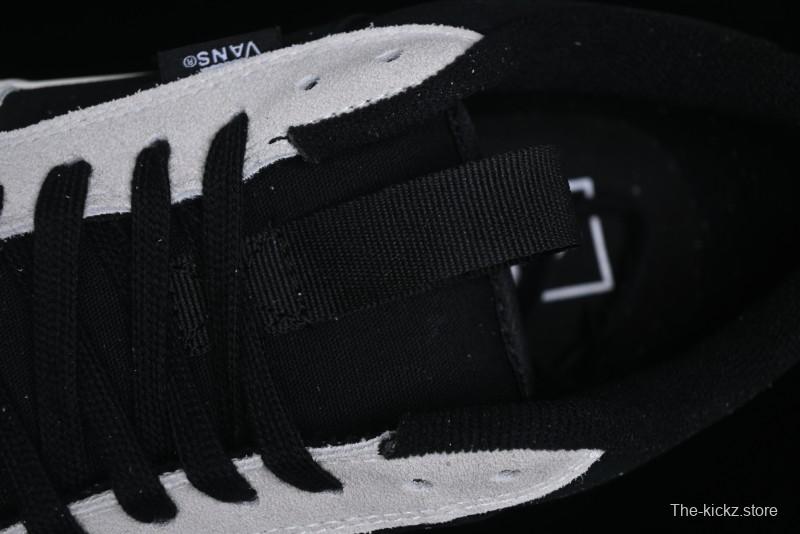 Vans Knu Skool Low-Top Retro Casual Vulcanized Slip-On Shoes - VN0009QCSWE