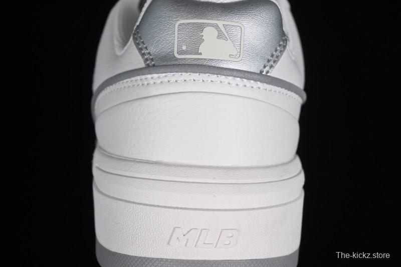 MLB Chunky Liner New York Yankees Lightweight Platform Sneakers with 6cm Height Increase - 3ASXCLB3N50SIS