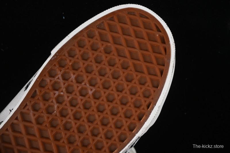 Vans Parra x Otw By Vans Low-Top Casual Skate Shoes with Surrealist Pop Art Design - VN0A3WKT4QA