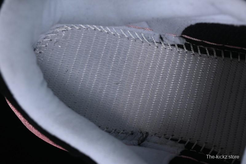 Adidas Originals Campus 00s HQ8708 Retro Casual Sneakers with Chunky Silhouette