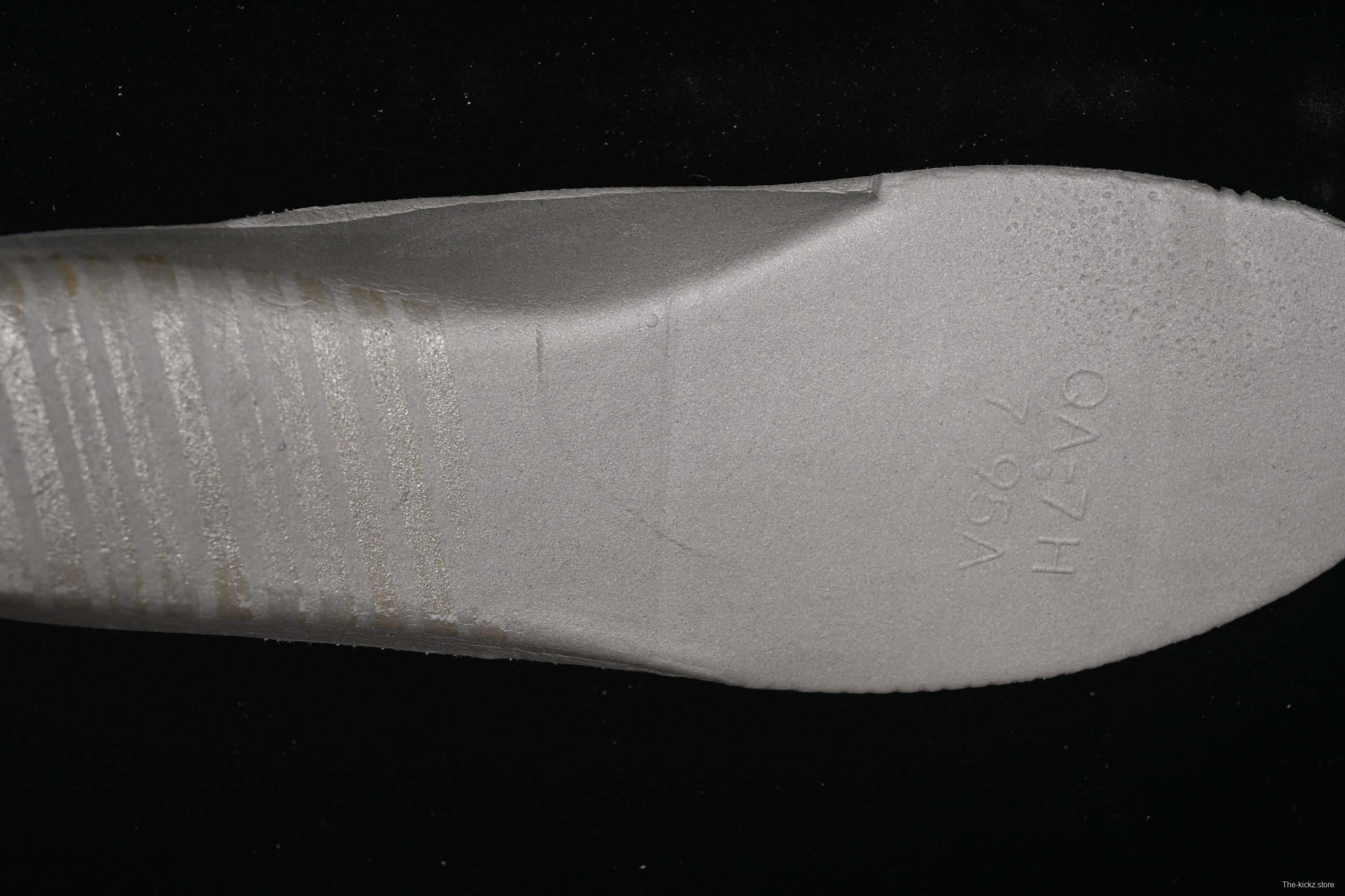 Nike Air Force 1 '07 Low Supreme Collaboration Sneakers with Red Snake Swoosh - SJ6698-023