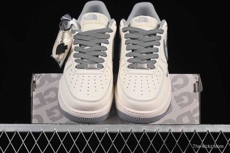 Nike Air Force 1 '07 Low The North Face x CDG Light Grey Swoosh Casual Sneakers - HH7518-052