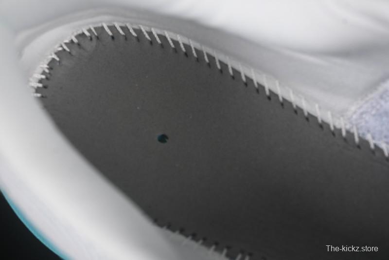 Nike Air Zoom Vomero 18 Lunar Retro Running Shoes with Full-Length Zoom Air Cushion - HM6803-103