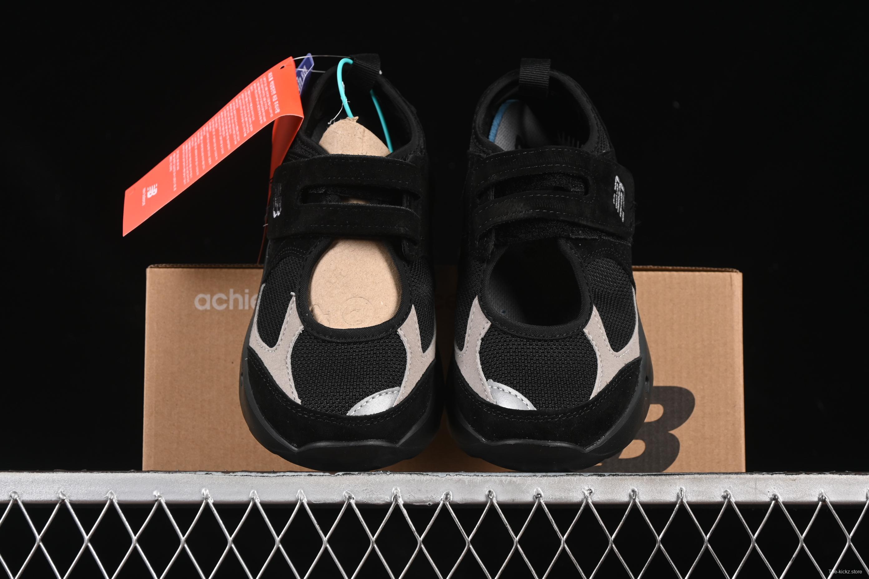 New Balance Breeze Low-Top Lifestyle Casual Shoes for Summer with Enhanced Breathability - SD2203BK