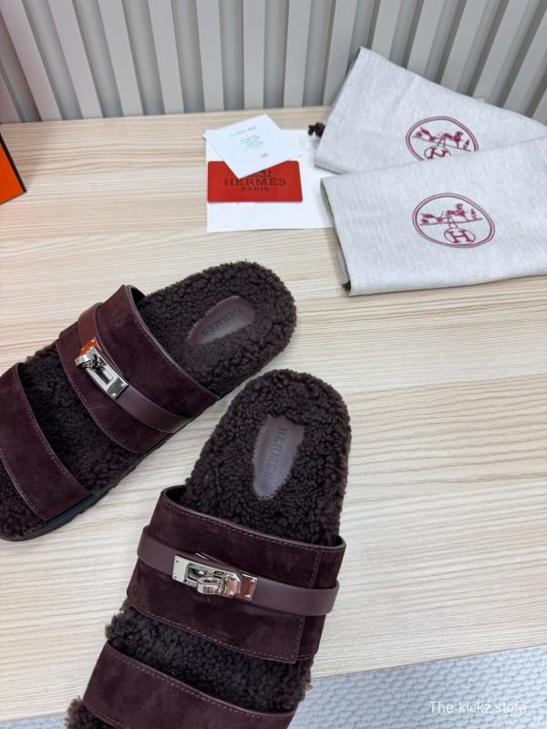 2024 Slippers Hermès Dark Brown Suede Shearling Slippers MJ00300