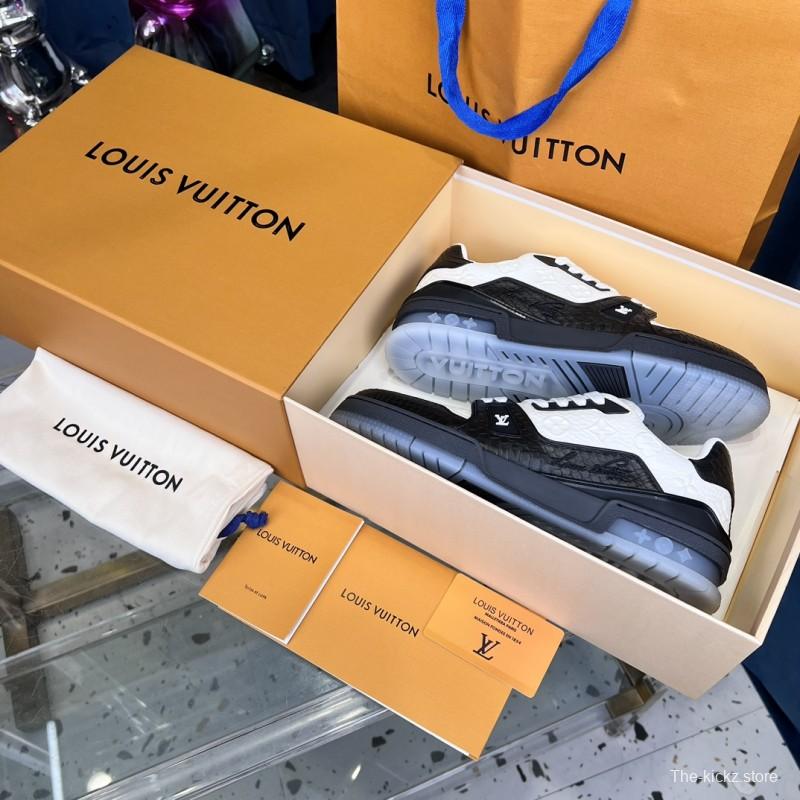 2025 Unisex Louis Vuitton White Black Leather LV Trainer