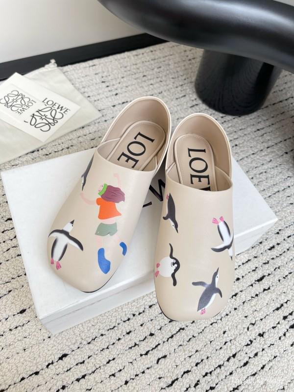 2025 Women Loewe Beige Lambskin Slippers Whale Pattern