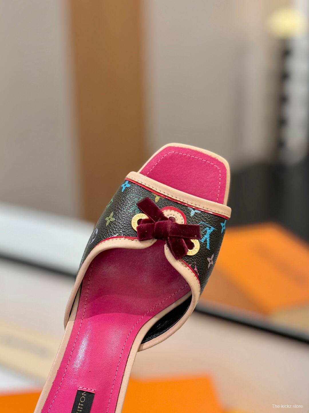 2025 Women Louis Vuitton Brown Pink Canvas Leather Sandals KFY00310