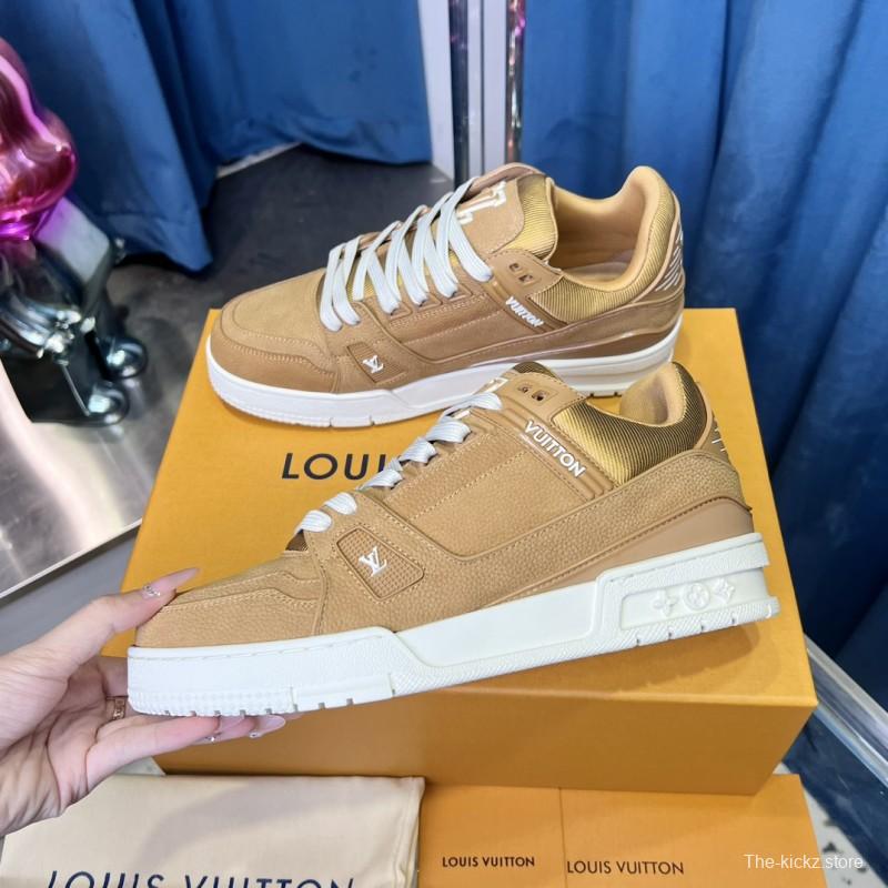 2025 Unisex Louis Vuitton Beige Suede Leather LV Trainer