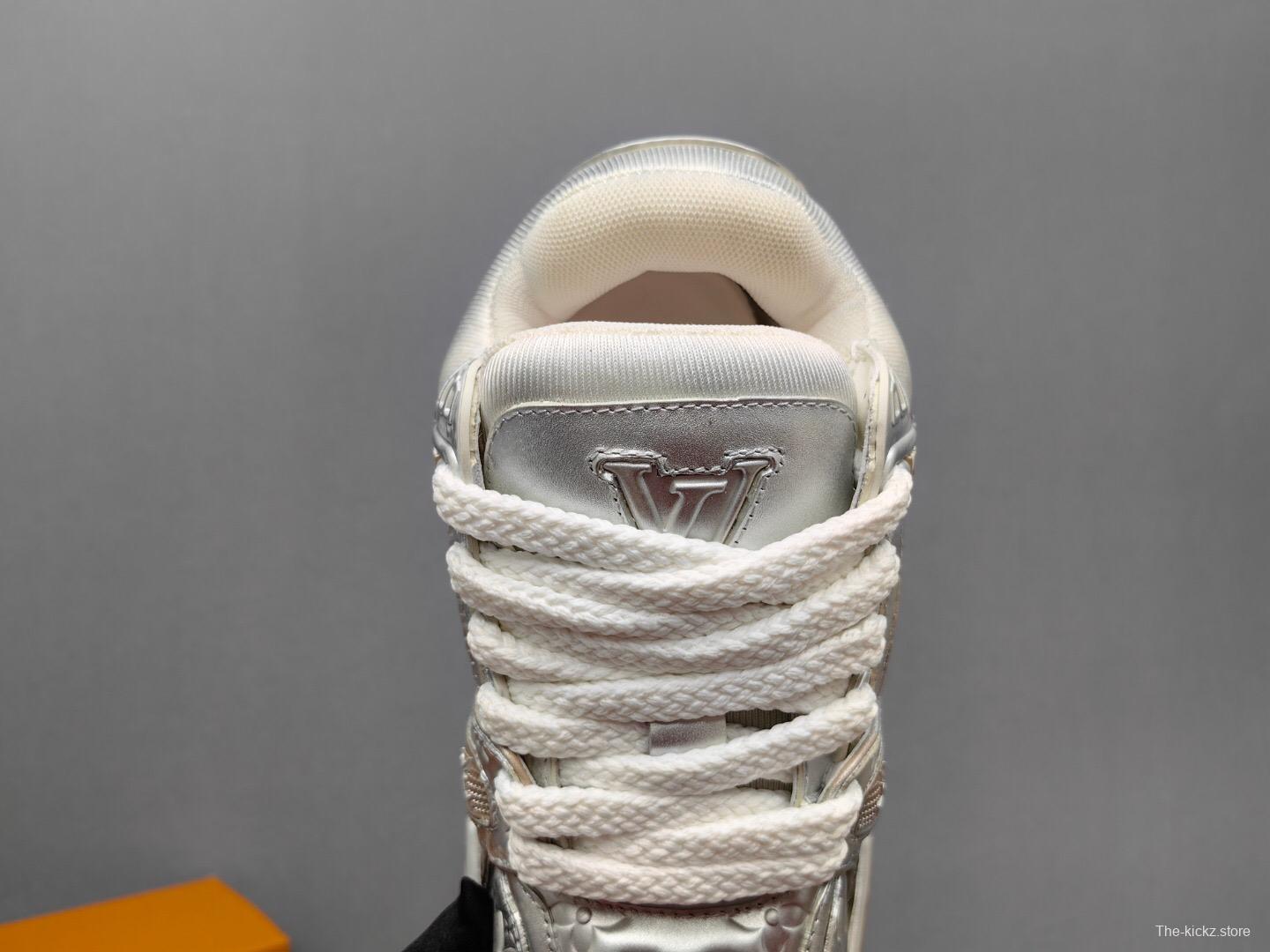 2025 Unisex Louis Vuitton Silver Leather LV Trainer