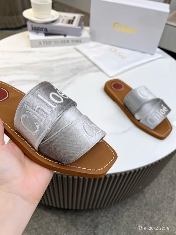 2025 Women Chloé Silver Leather Slippers LY00200