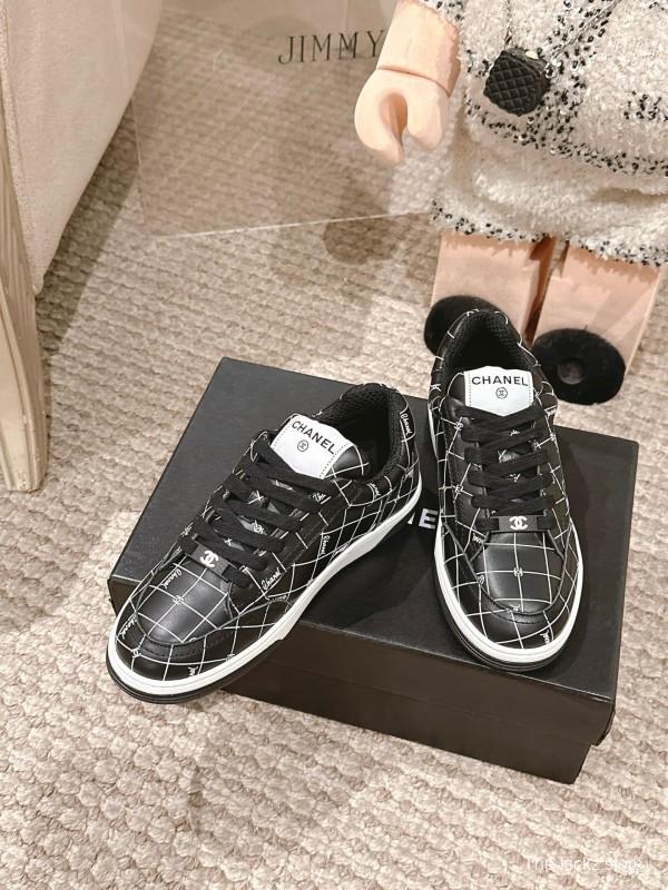 2025 Women Chanel Black White Leather Sneakers