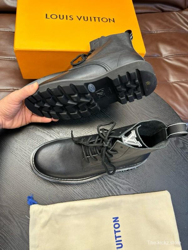 2024 Men Louis Vuitton Black Calf Leather Casual High Top MJ00440