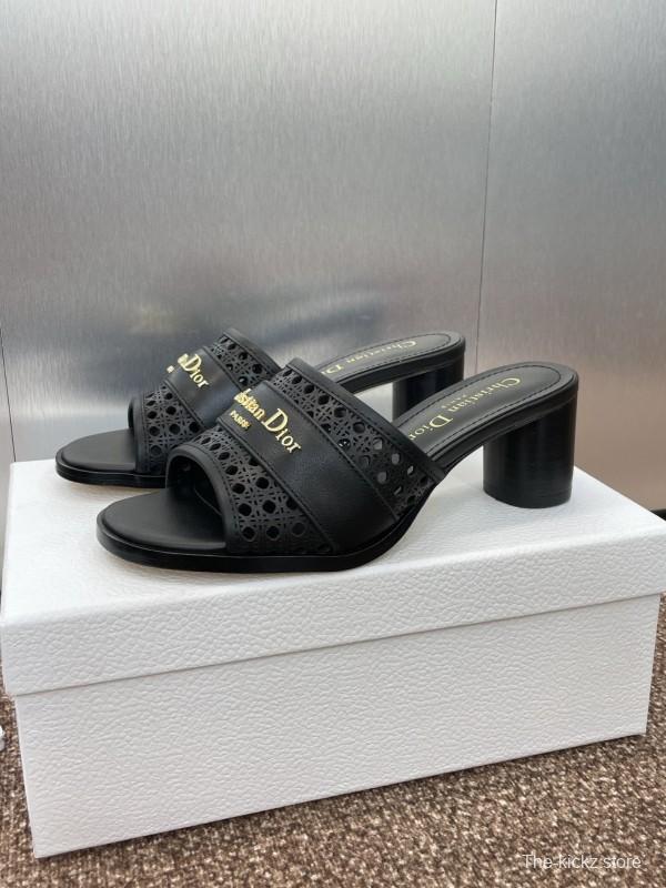 2025 Women Dior Black Leather Slippers KFY00310