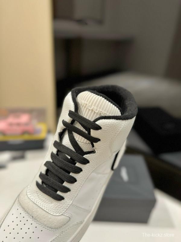 2024 Unisex Yves Saint Laurent White Black Leather Casual Sneakers Perforated MJ00390