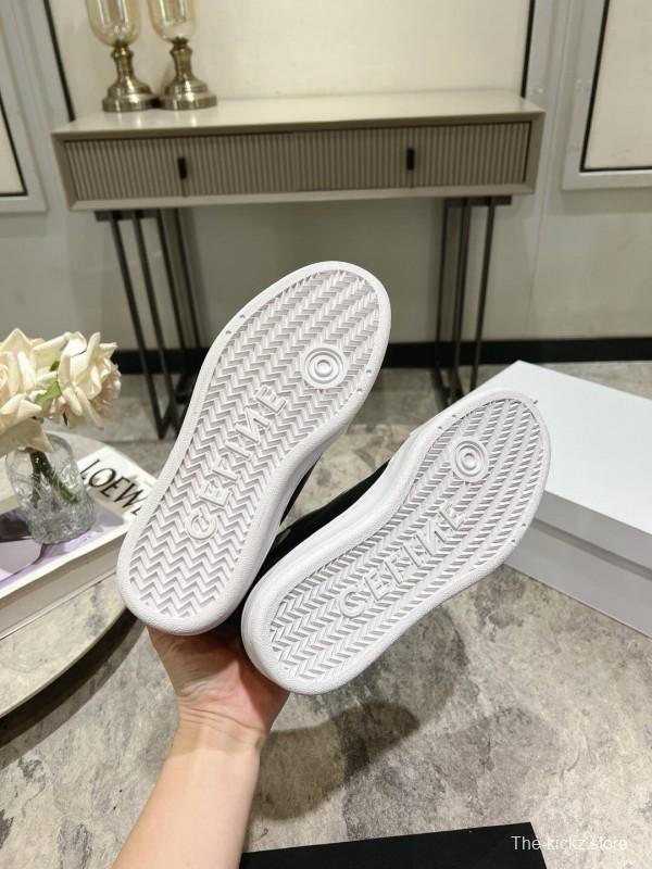 2025 Women Celine Black White Leather Sneaker