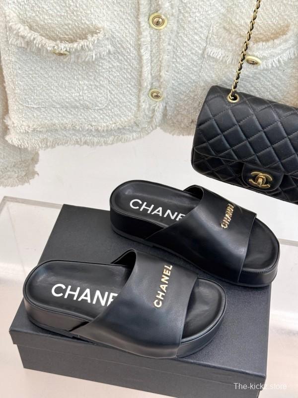 2025 Slippers Chanel Black Leather Slippers KFY00250