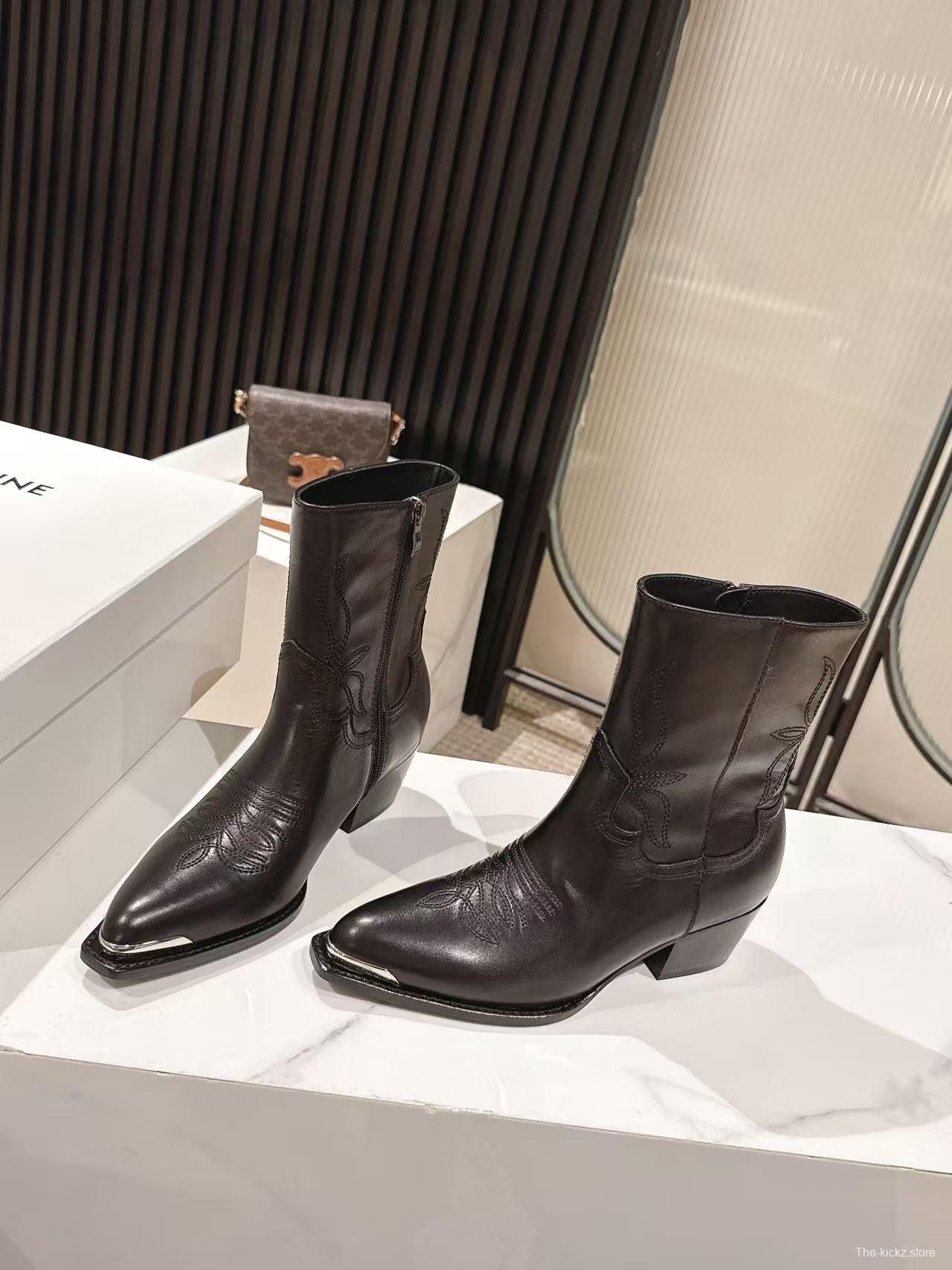 CELINE 2025/SS Retro Fashion Ankle Boots - LY00440