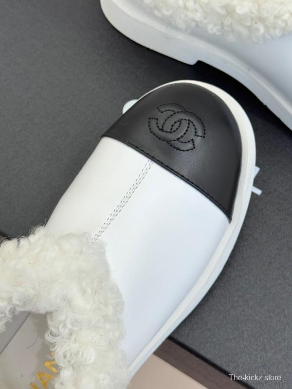 Chanel 25K Series Two-Tone CC Fur Snow Boots - KFY00270