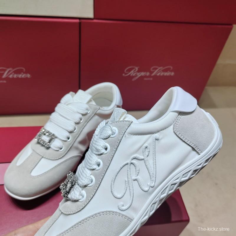 Roger Vivier SS25 Casual Sneakers Training Shoes - L Y00300