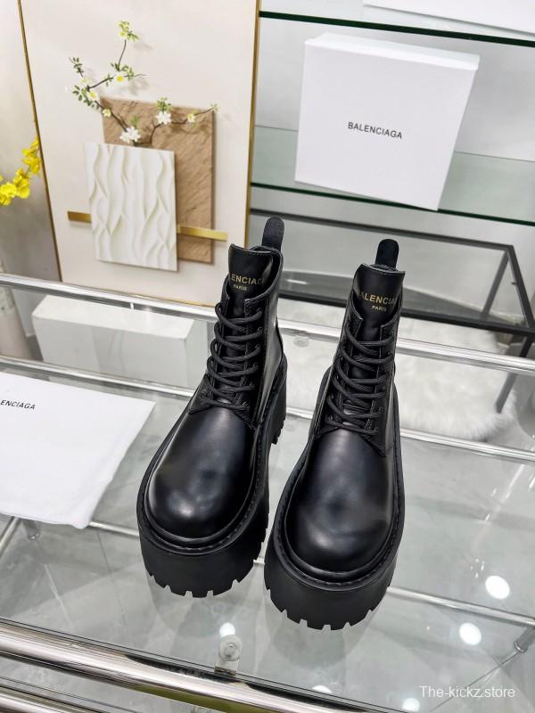 Balenciaga Fall/Winter 2025 Platform Ankle Boots - LY00350