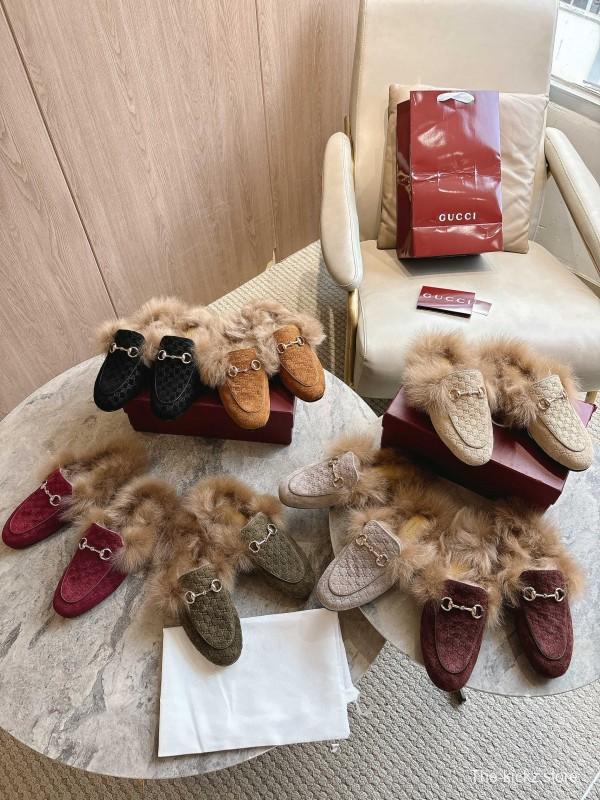 Gucci Fur Mule with Double G Pattern and Horsebit Detail - LY00340