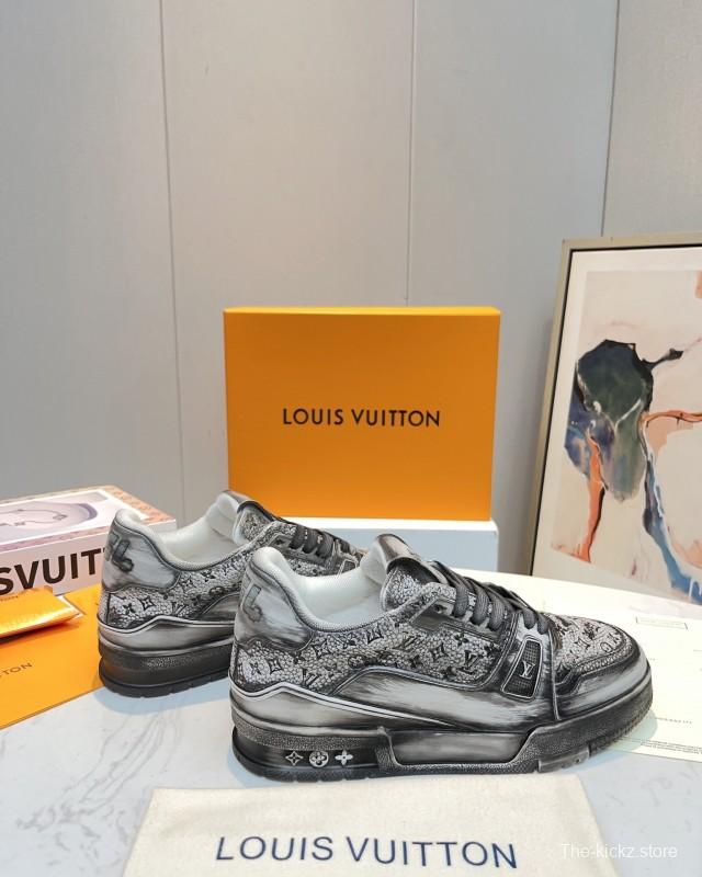 LV Trainer Basketball Series Washed Canvas Sneakers - LY00430