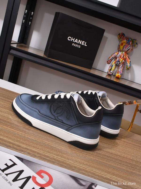 Chanel Classic Loafer with Gradient Logo and Platform Sole - KFY00350