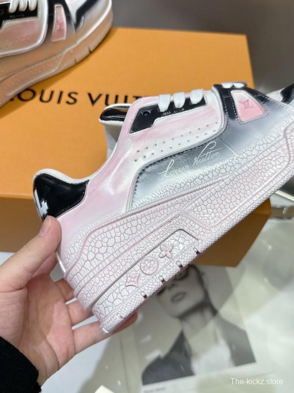Louis Vuitton Trainer Basketball Series Cracked Ice Glue Process Sneakers - LY00490