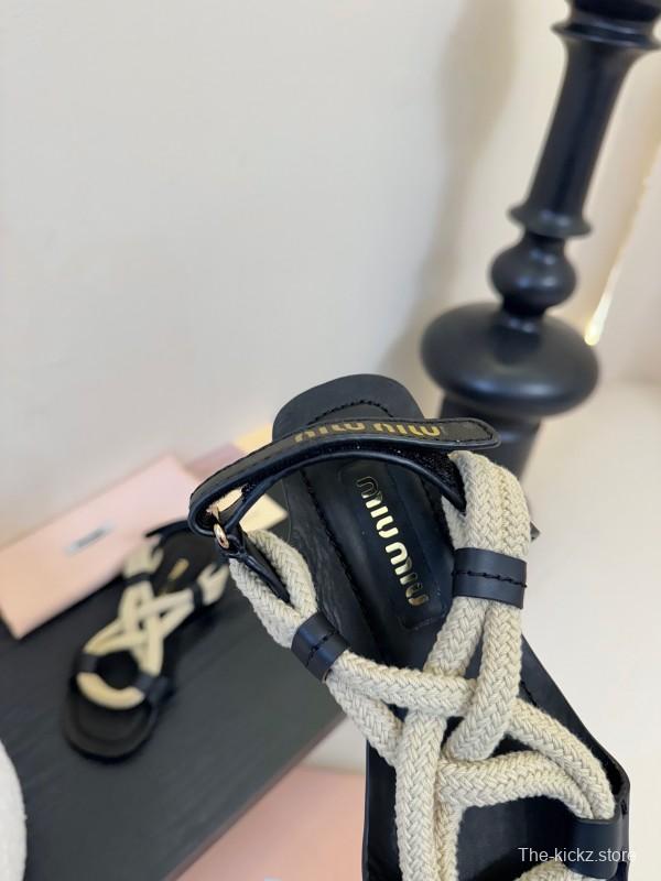 Miu 2025/SS Fashion Week Rope Woven Sandals - KFY00330